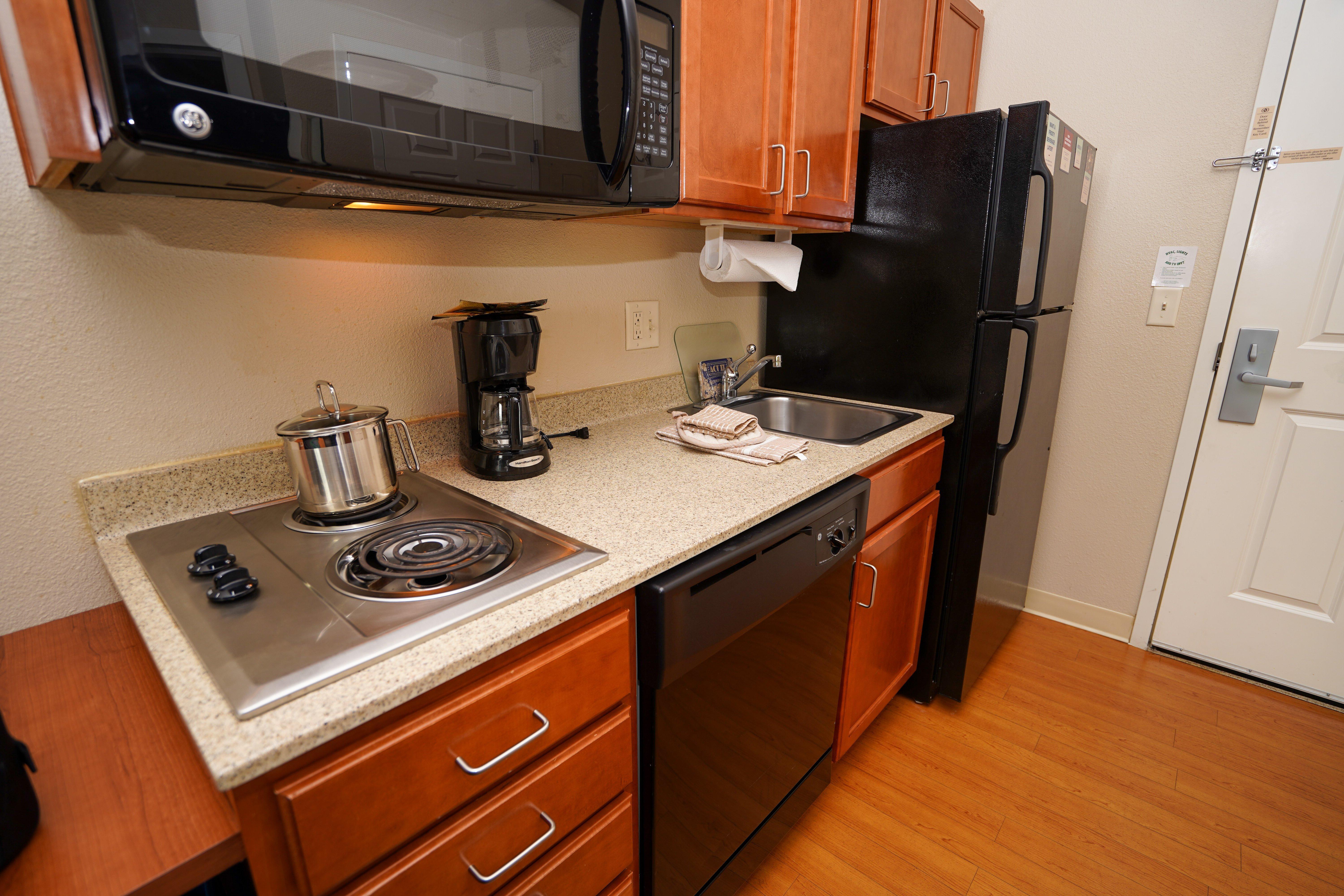 Candlewood Suites Boise - Towne Square By Ihg Exterior foto