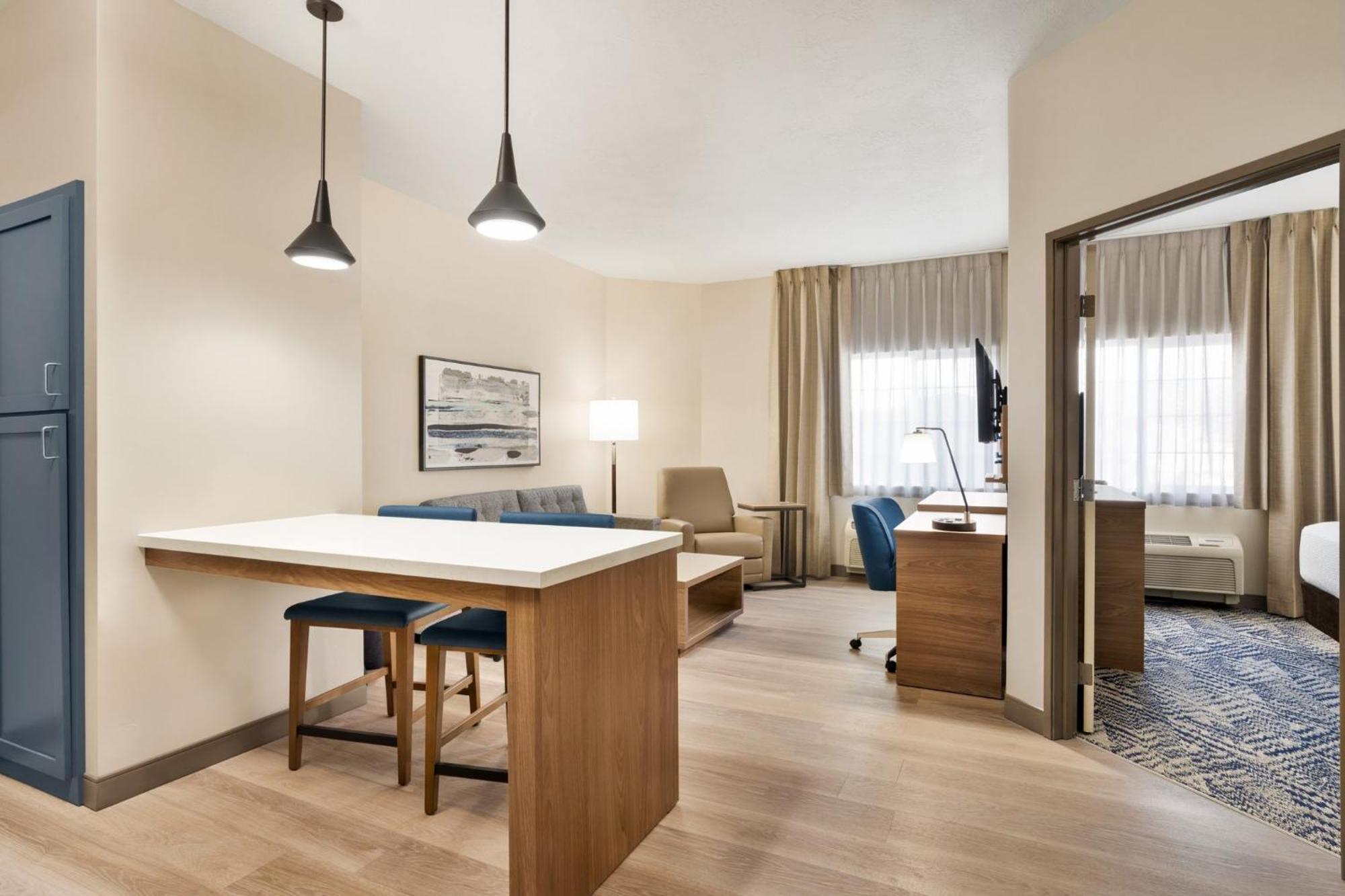 Candlewood Suites Boise - Towne Square By Ihg Exterior foto