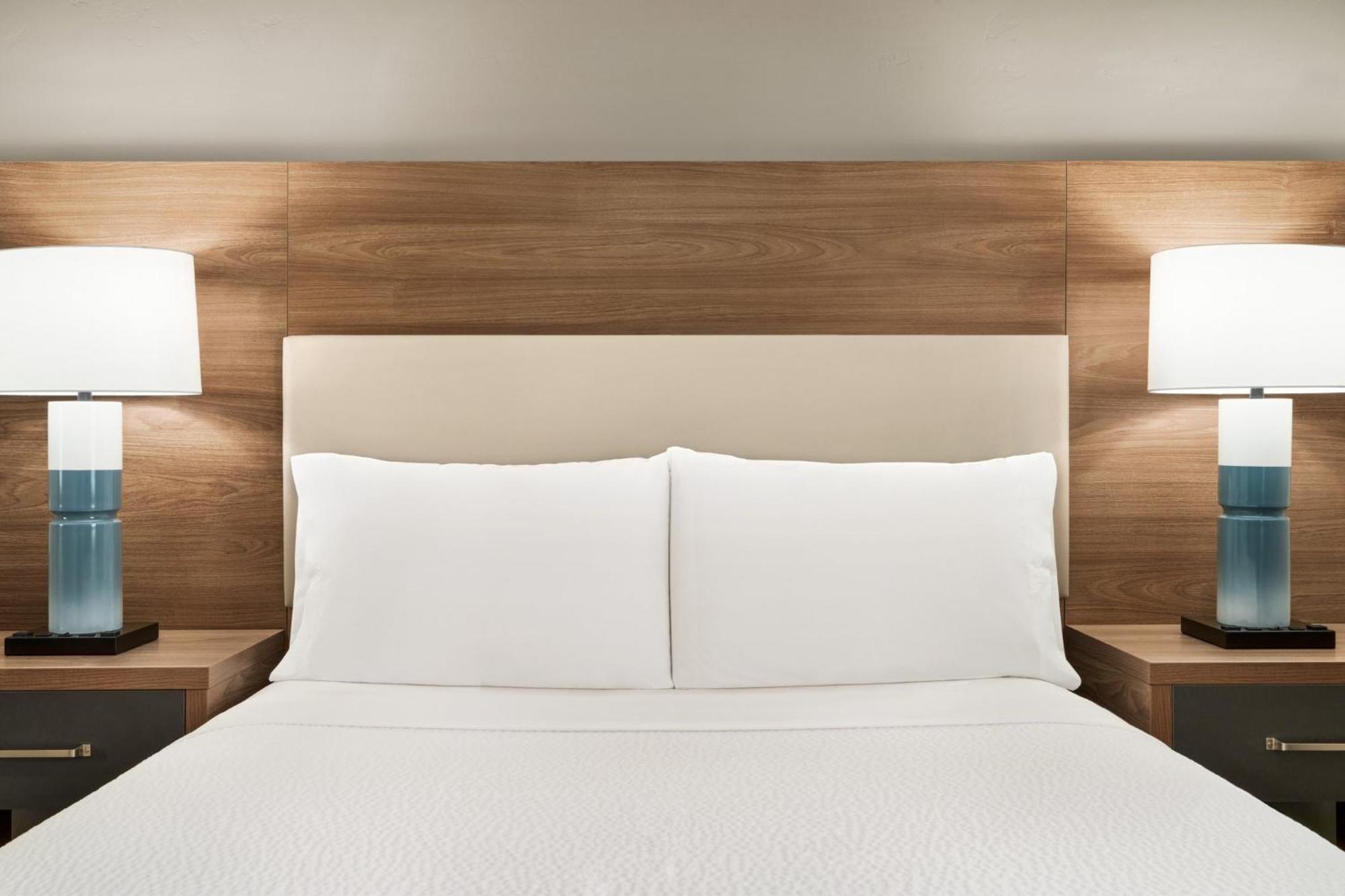 Candlewood Suites Boise - Towne Square By Ihg Exterior foto